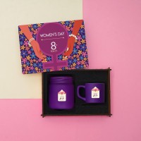 Kadınlar Günü Ahşap Kutu, Türk Kahvesi Fincanı ve Kokulu Mum Hediye Seti